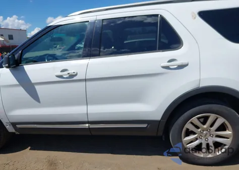 2019 Ford Explorer Xlt из США, поврежденный, VIN 1FM5K8D88KGB47445